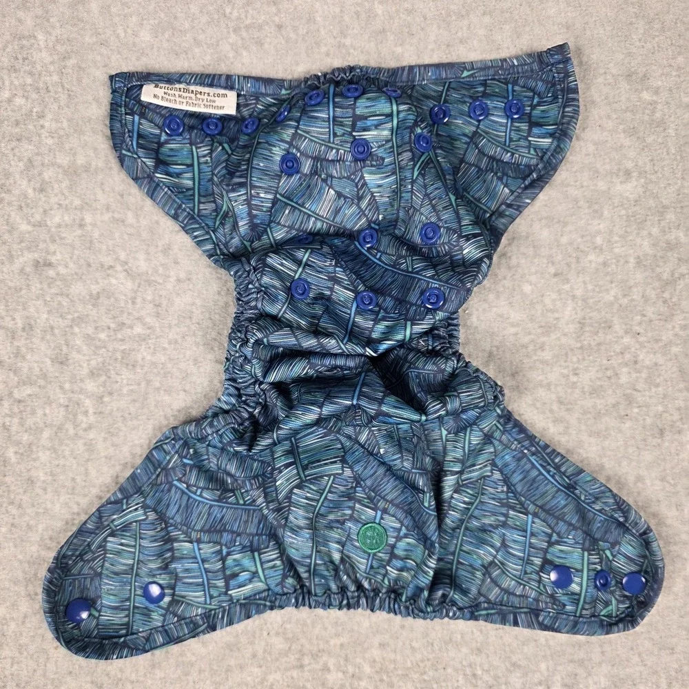 BumGenius Buttons Reusable‎ Cloth Diapers Lot 4 OSFM Newborn USA Multicolor